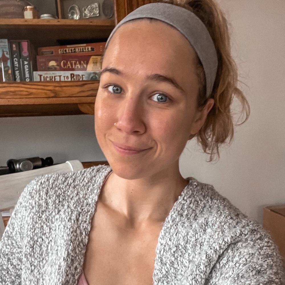 Meet your Posher, Hayley